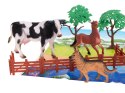 Figurki zwierzęta zagrodowe (7 sztuk) + mata i akcesoria